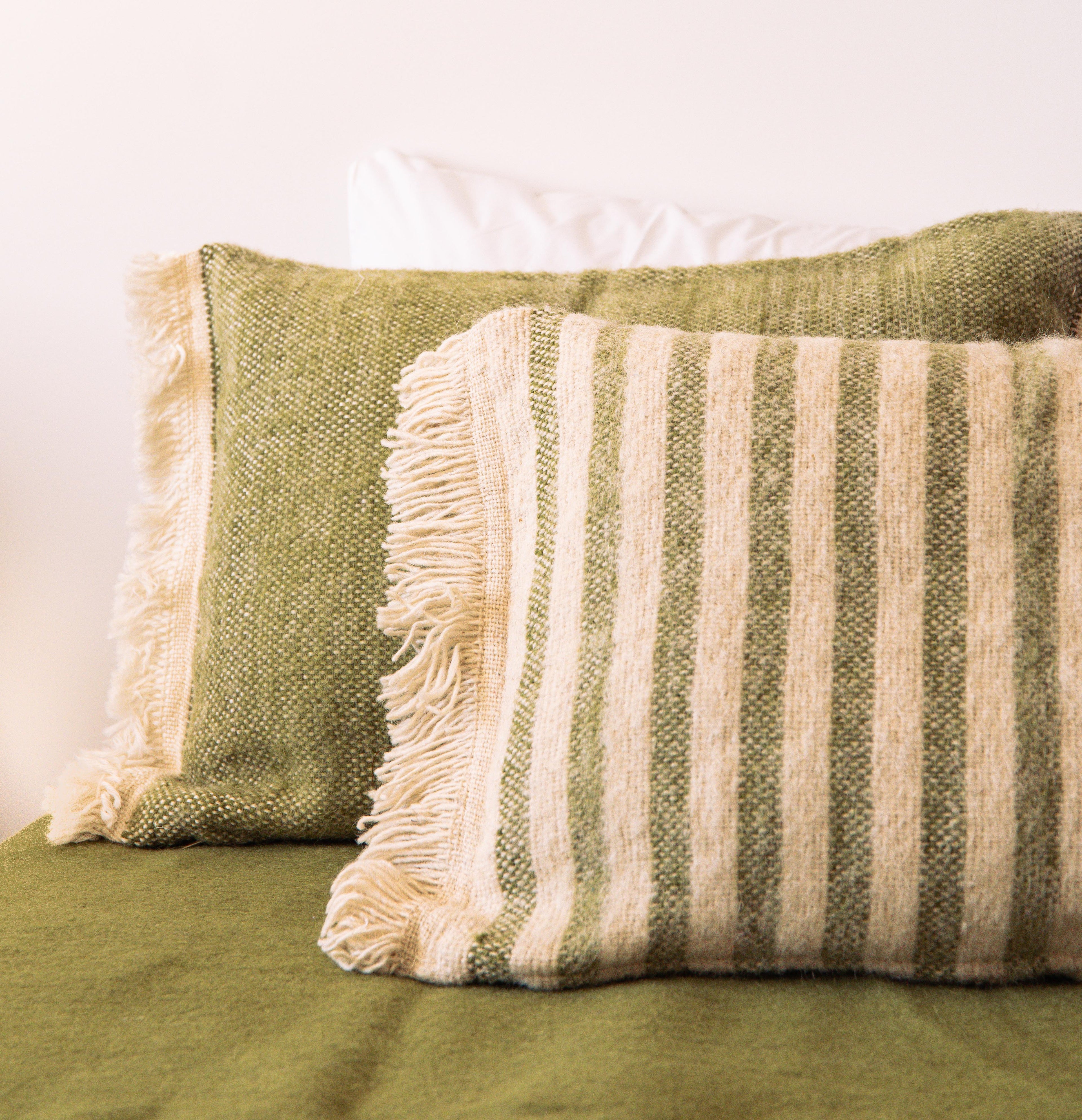 Coussin en laine - À rayures