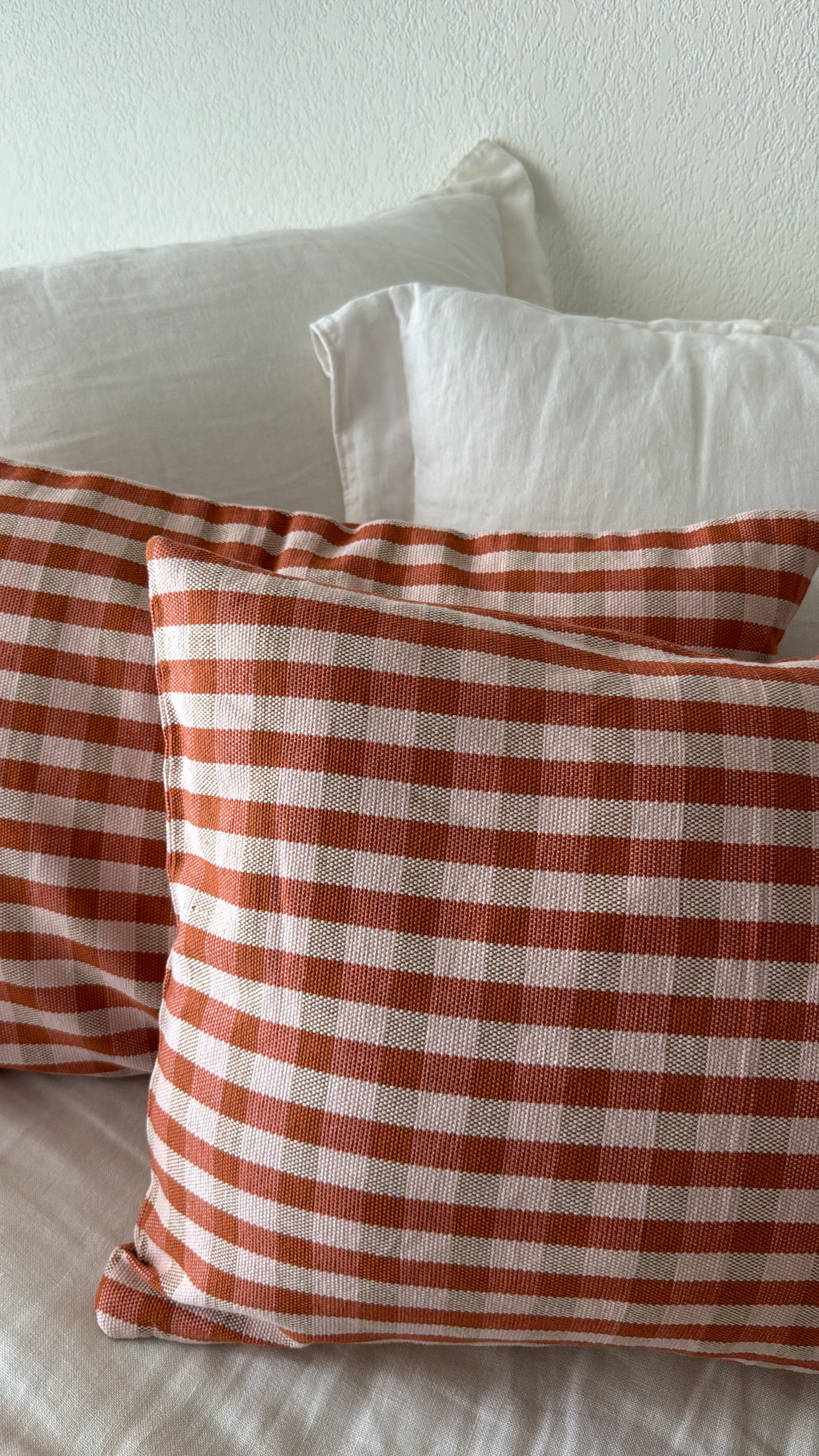 Coussin en coton à carreaux