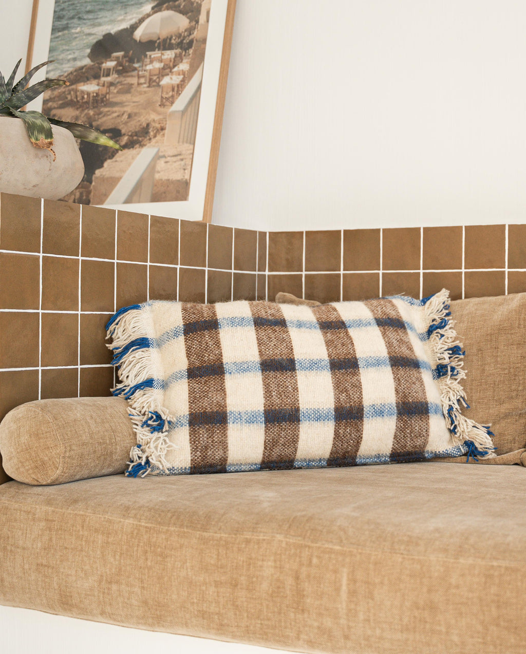 Coussin en laine à carreaux